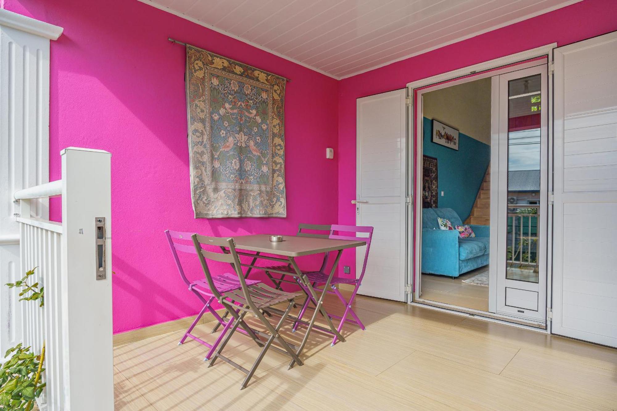 Le Tuit-Tuit - Un Nid Douillet Apartment Sainte-Suzanne ภายนอก รูปภาพ