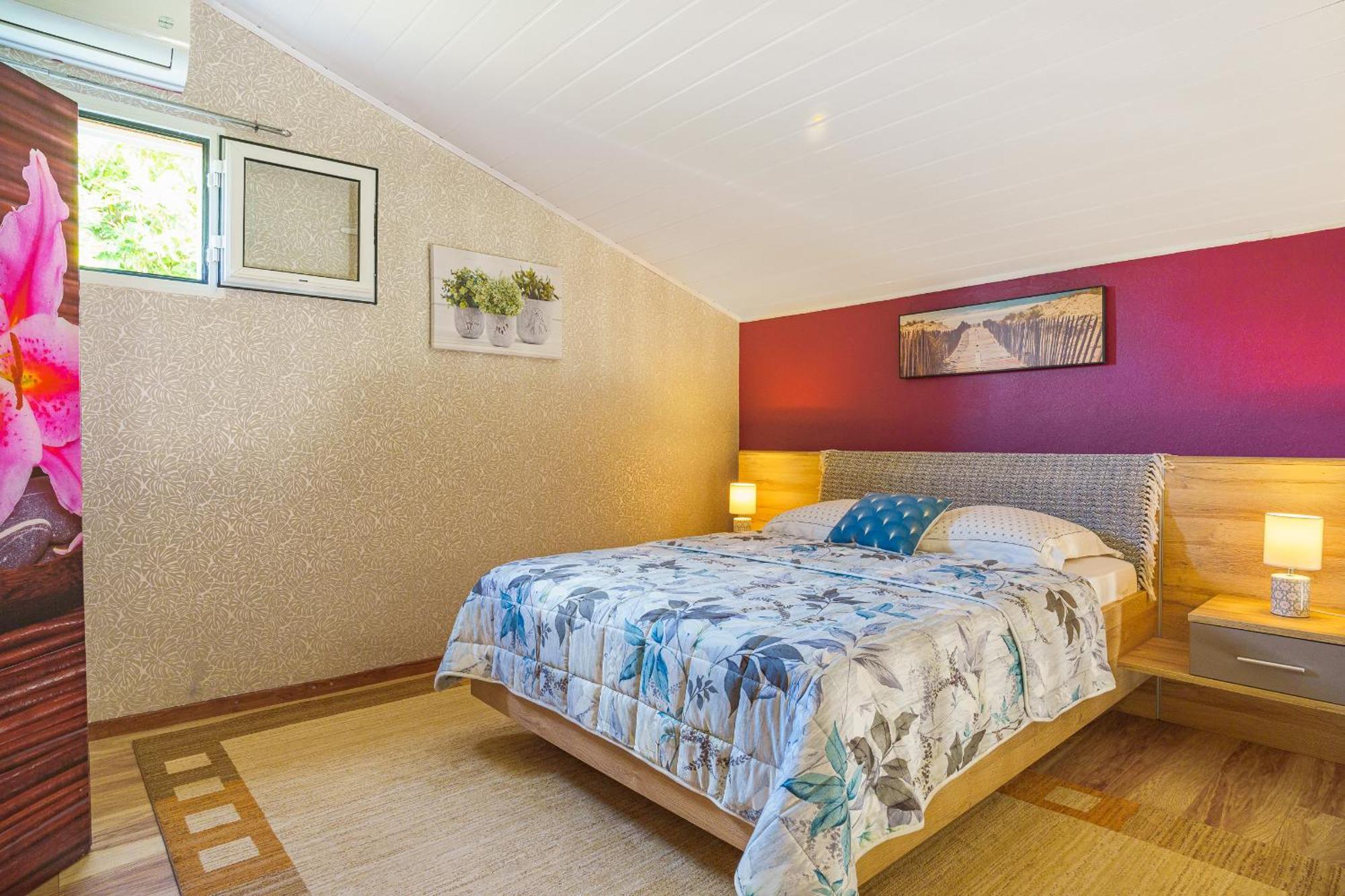 Le Tuit-Tuit - Un Nid Douillet Apartment Sainte-Suzanne ภายนอก รูปภาพ